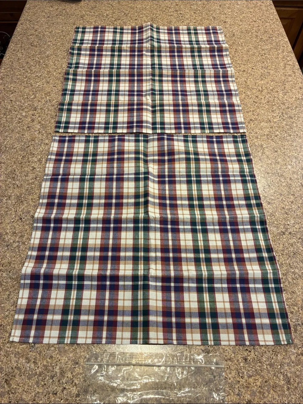Longaberger Woven Traditions Plaid Cotton Fabric Napkins SMELLS MUSTY